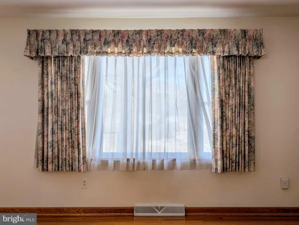 $265,000 | 1892 North Milk And Water Road, Everett, PA 15537