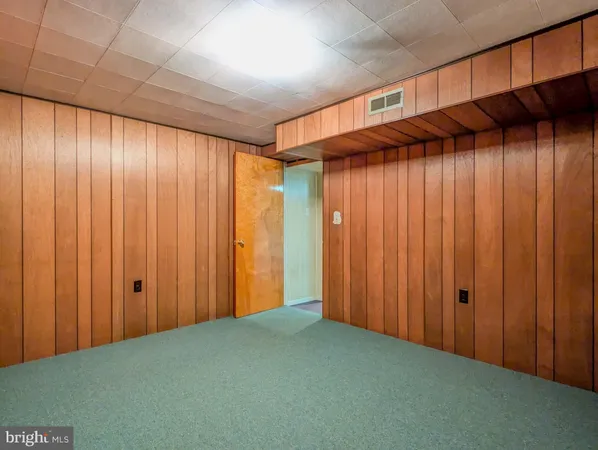 $265,000 | 1892 North Milk And Water Road, Everett, PA 15537