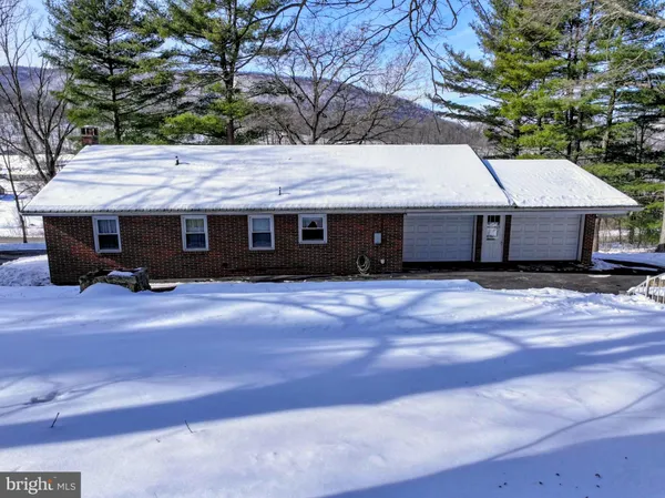 $265,000 | 1892 North Milk And Water Road, Everett, PA 15537