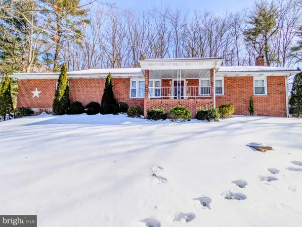 $265,000 | 1892 North Milk And Water Road, Everett, PA 15537