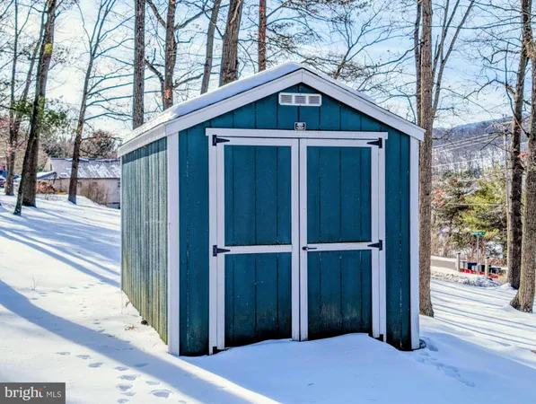 $265,000 | 1892 North Milk And Water Road, Everett, PA 15537