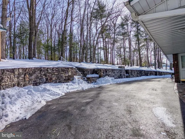 $265,000 | 1892 North Milk And Water Road, Everett, PA 15537