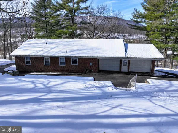 $265,000 | 1892 North Milk And Water Road, Everett, PA 15537