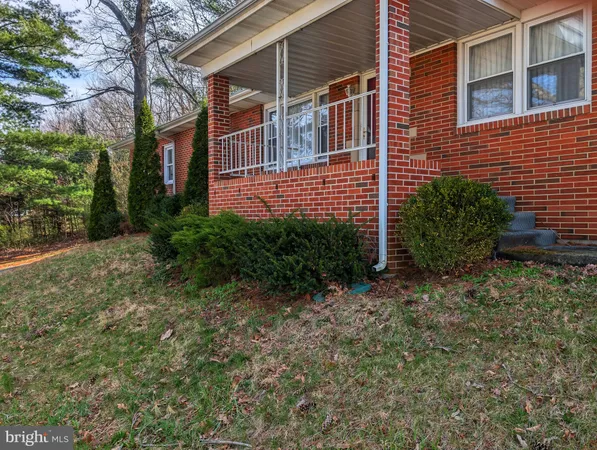 $265,000 | 1892 North Milk And Water Road, Everett, PA 15537