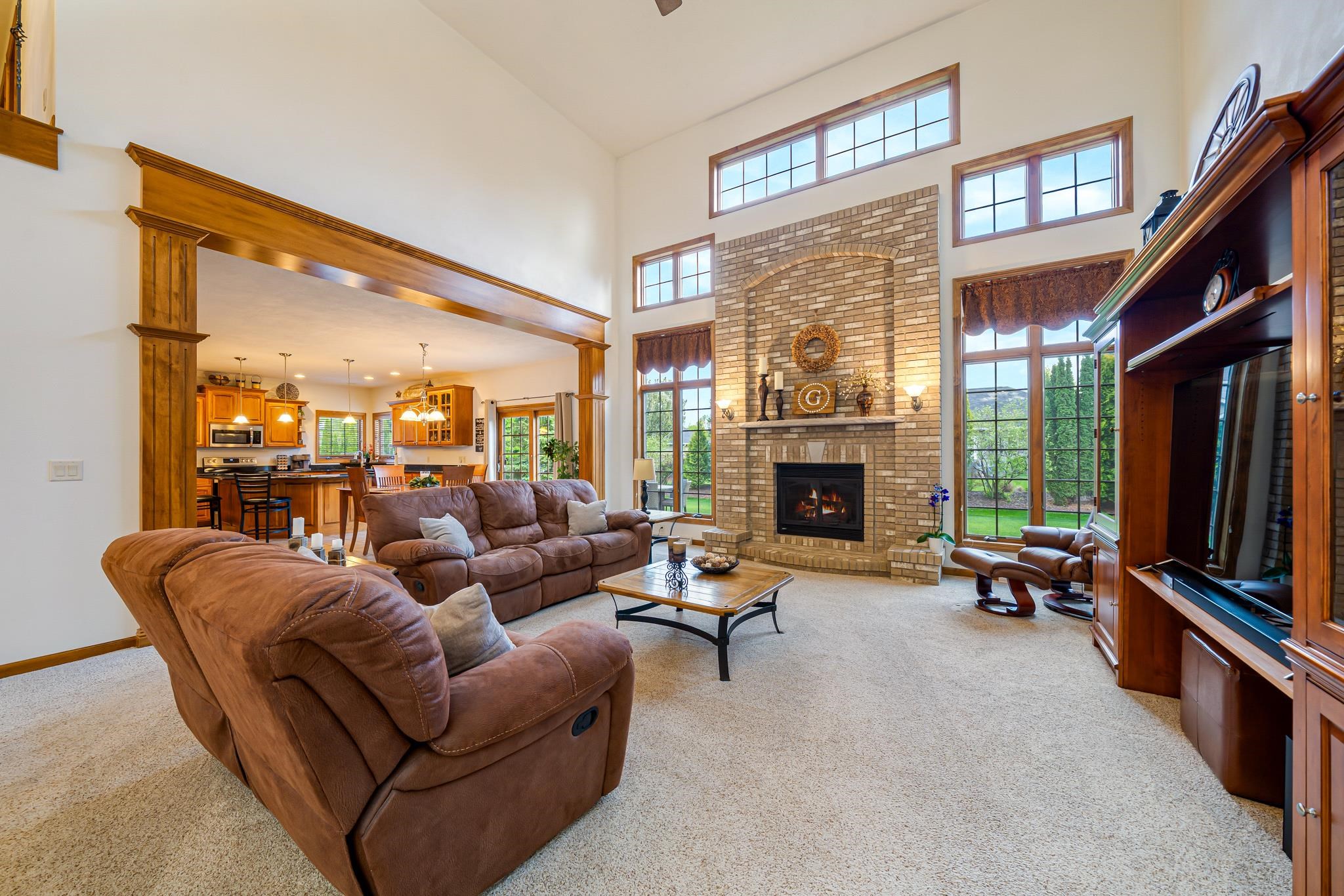309 Stratford Lane Appleton, WI 54913 - Photo 13 of 85