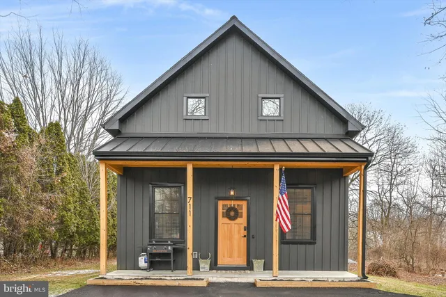 $349,900 | 711 Grove Avenue, Mohnton, PA 19540