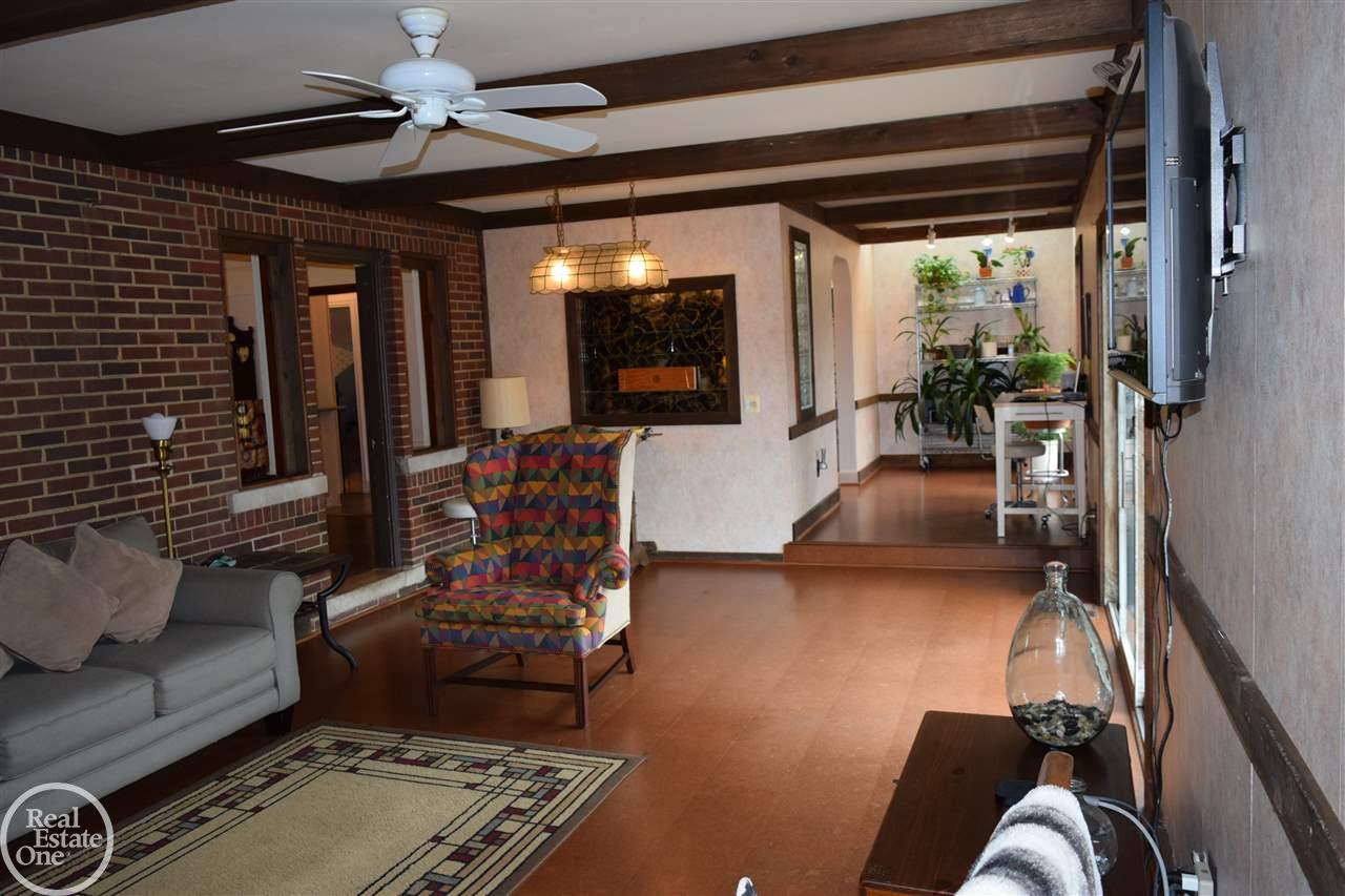 184 Kerby Road Grosse Pointe Farms, MI 48236 - Photo 20 of 35
