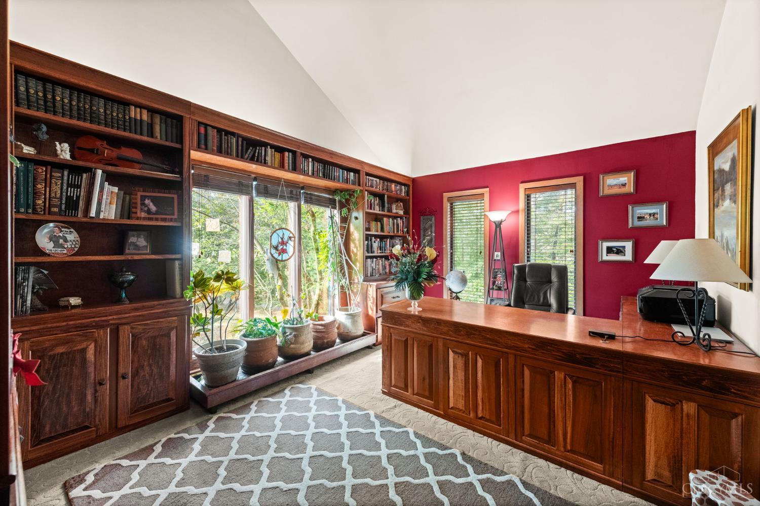 3366 Wagner Road Cincinnati, OH 45245 - Photo 13 of 96 Gallery Image 13