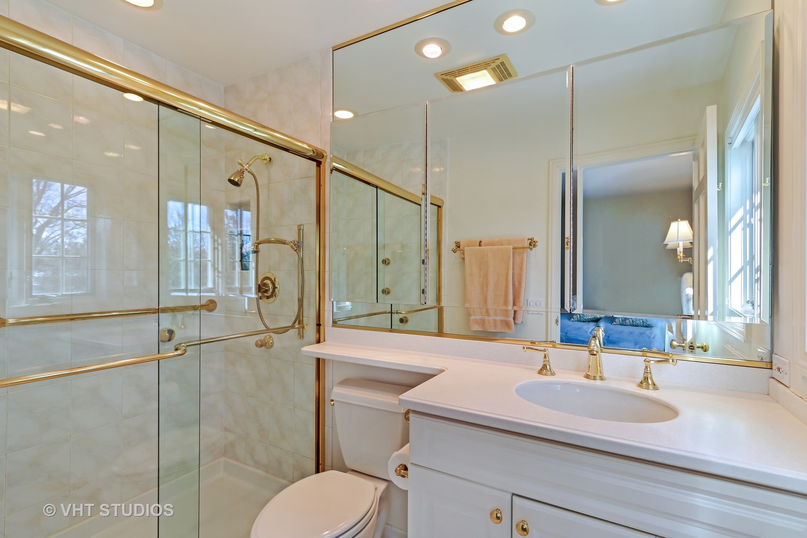 257 Summerfield Road Northbrook, IL 60062 - Photo 11 of 21 Gallery Image 11
