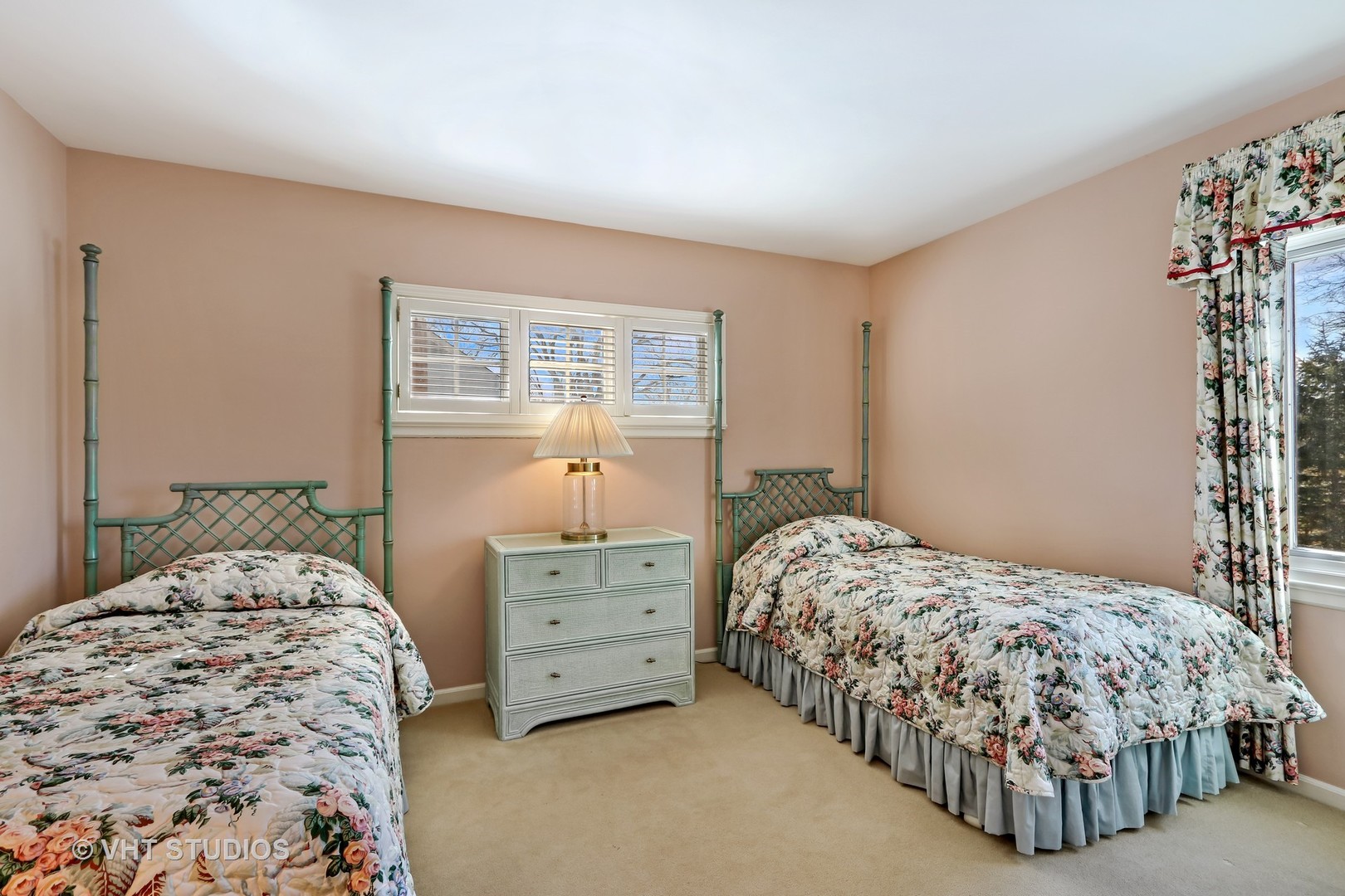 257 Summerfield Road Northbrook, IL 60062 - Photo 13 of 21 Gallery Image 13