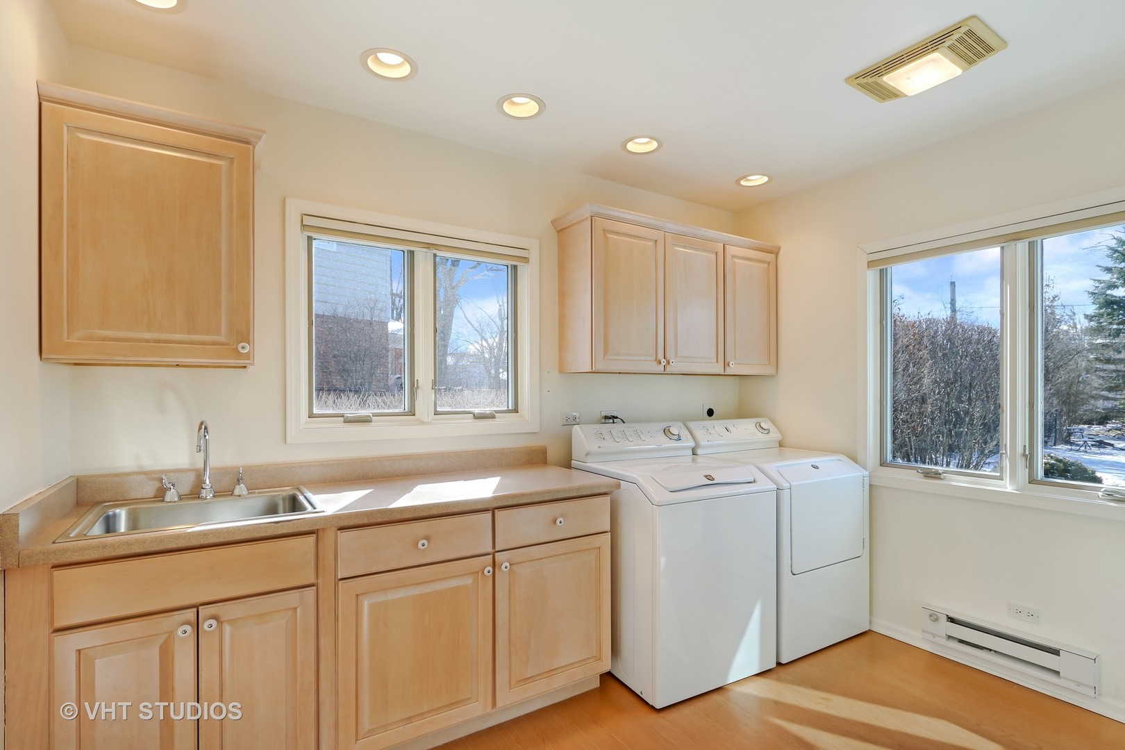 257 Summerfield Road Northbrook, IL 60062 - Photo 15 of 21 Gallery Image 15