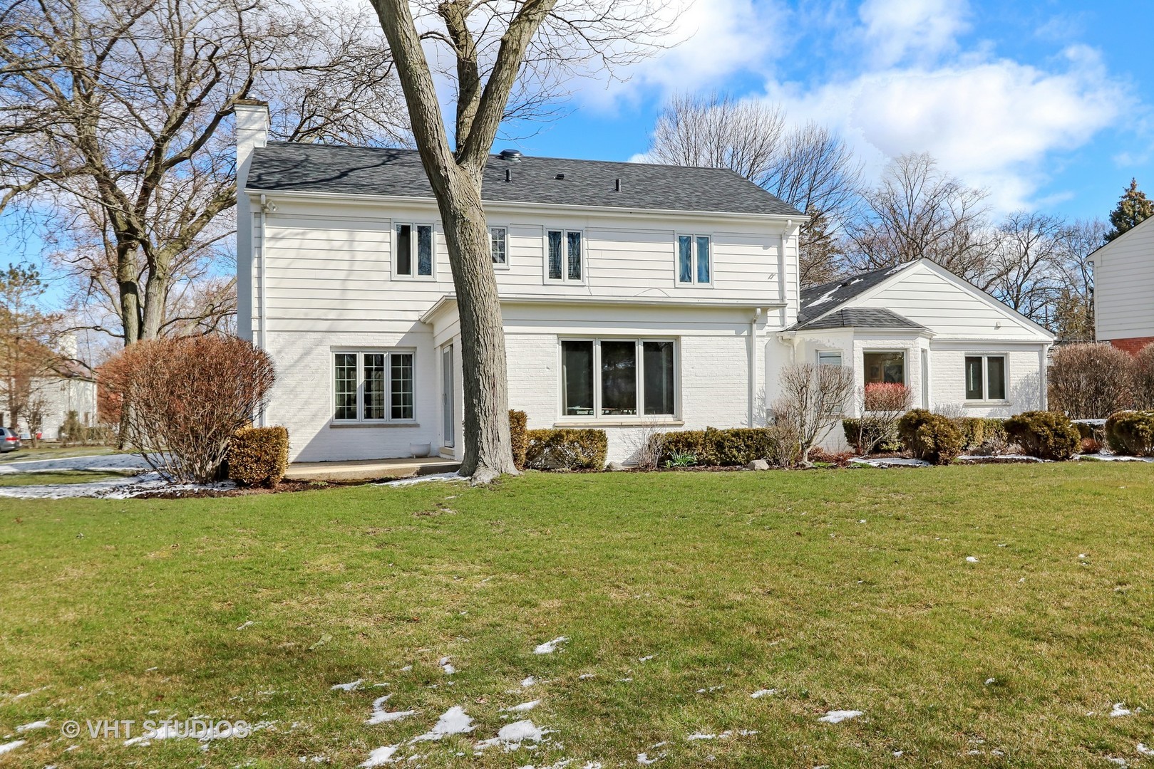 257 Summerfield Road Northbrook, IL 60062 - Photo 17 of 21 Gallery Image 17