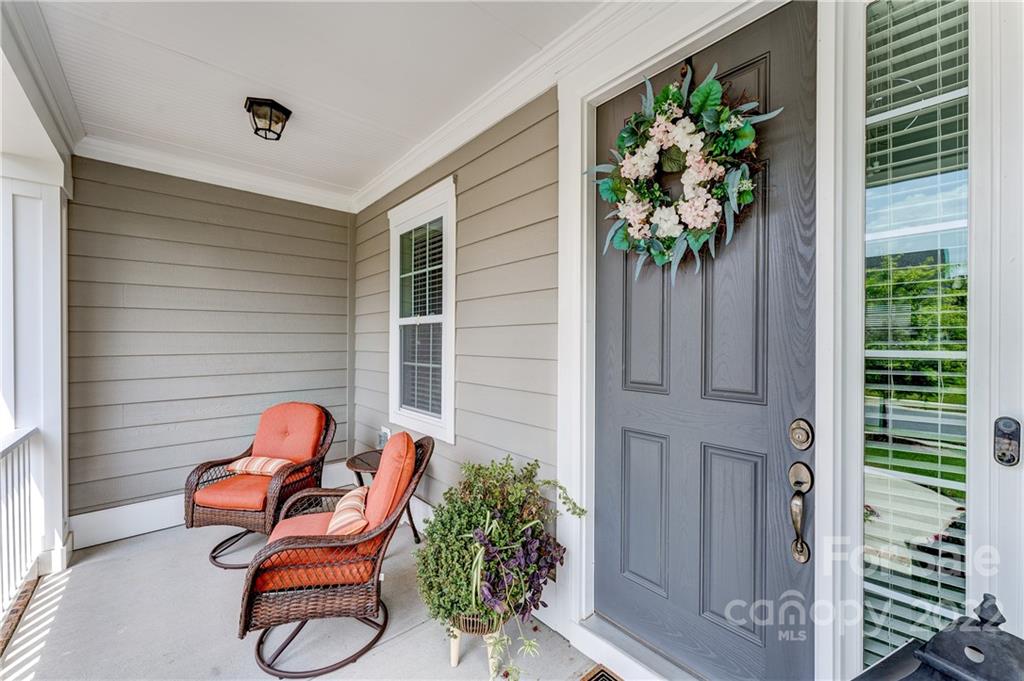 5409 Meadowcroft Way Fort Mill, SC 29708 - Photo 4 of 34 a backyard of a house with outdoor seating