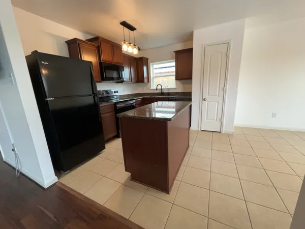 $2,000 | 20418 Red Canyon Creek Lane, Humble, TX 77338