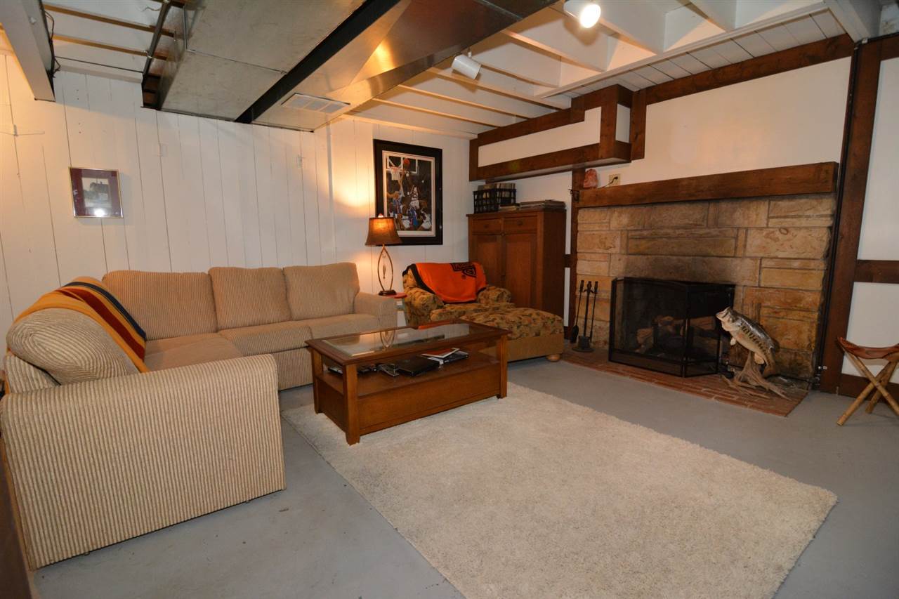 6433 Newburgh Road Evansville, IN 47715 - Photo 18 of 24 Gallery Image 18