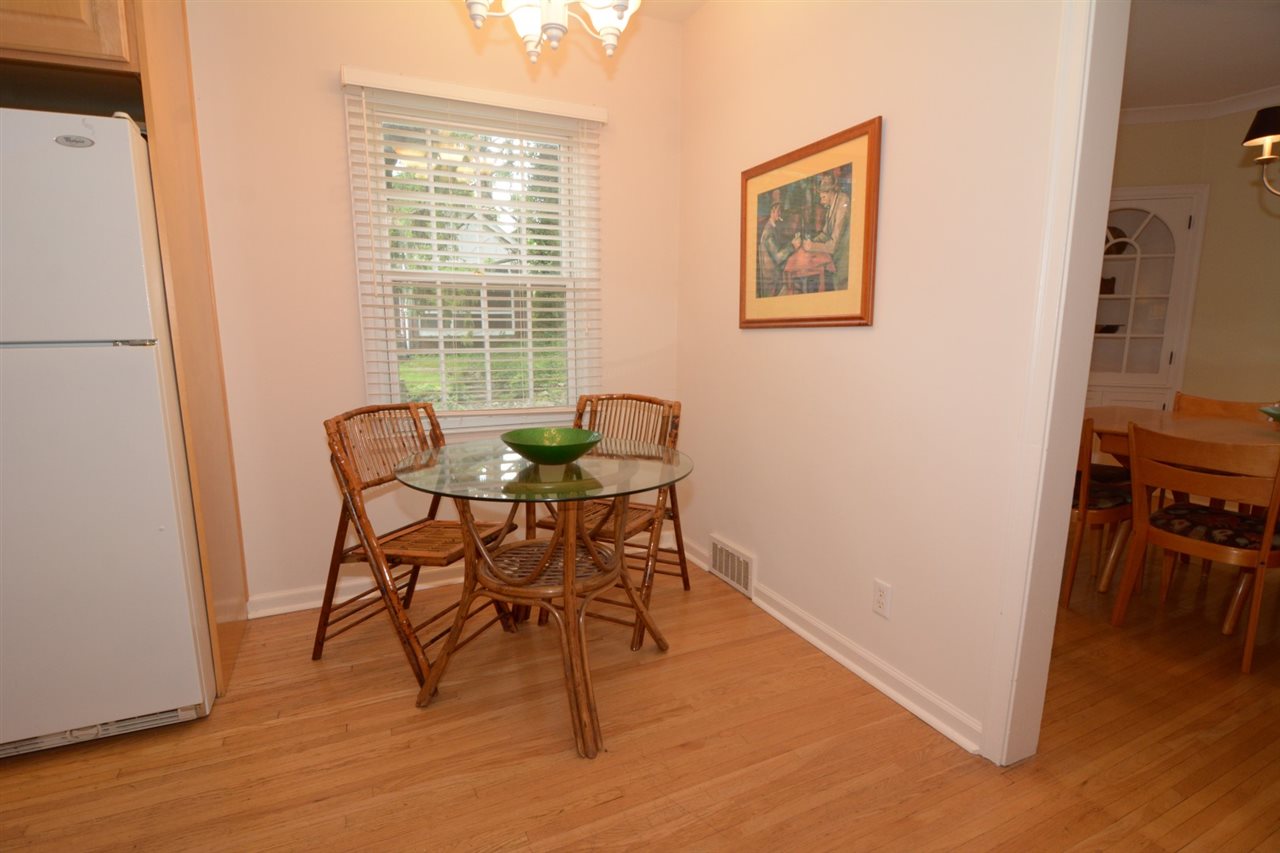 6433 Newburgh Road Evansville, IN 47715 - Photo 8 of 24 Gallery Image 8