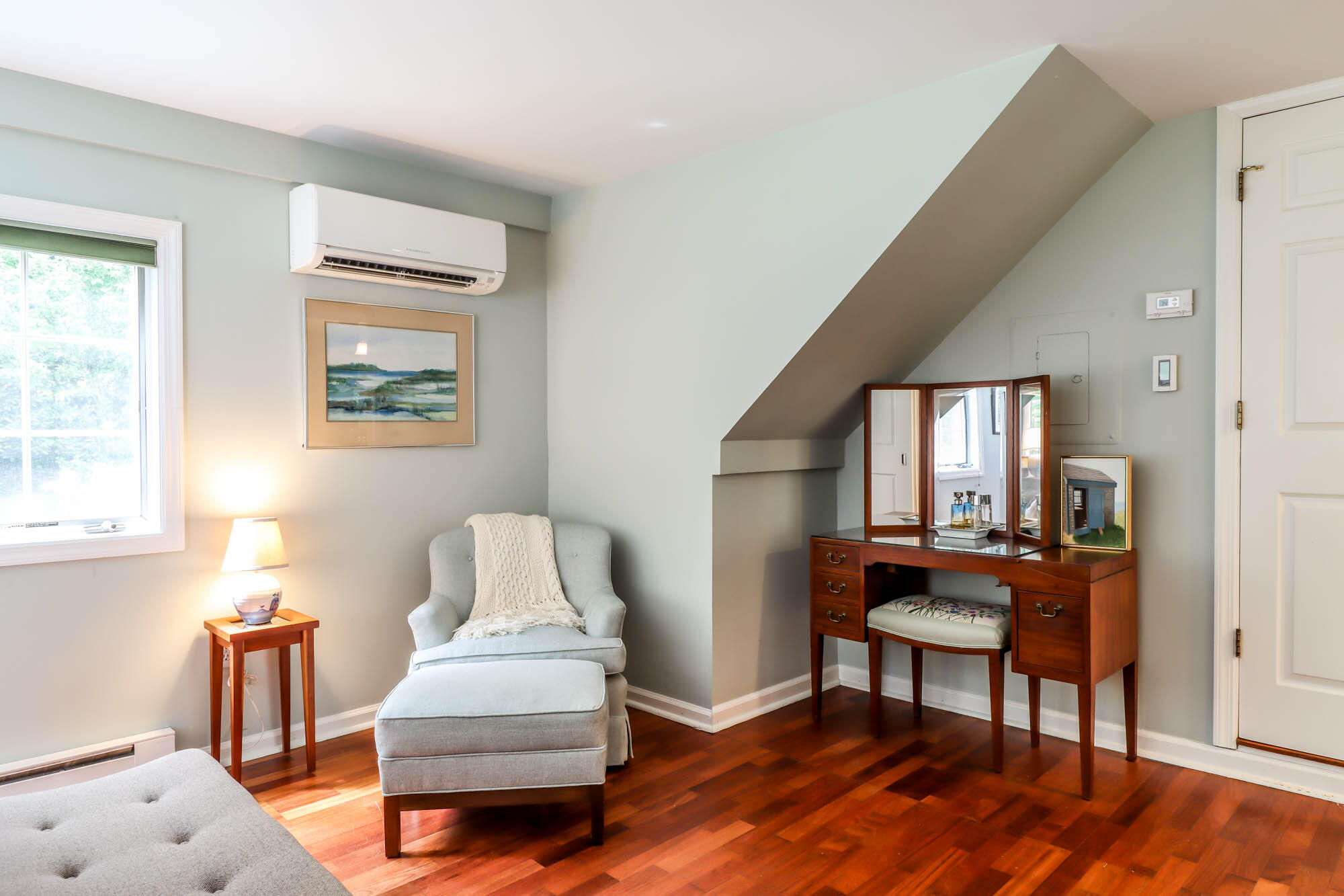 262 White Oak Shade Road New Canaan, CT 06840 - Photo 14 of 37 a living room with furniture and a wooden floor
