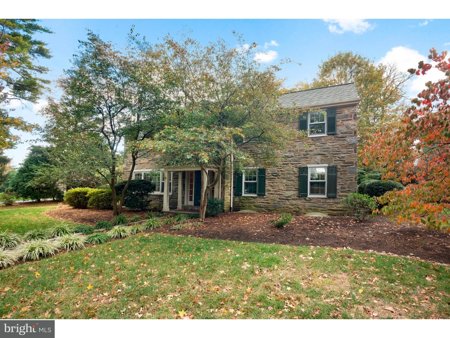 3934 Netherfield Road Philadelphia, PA 19129 - Photo 2 of 25 Gallery Image 2