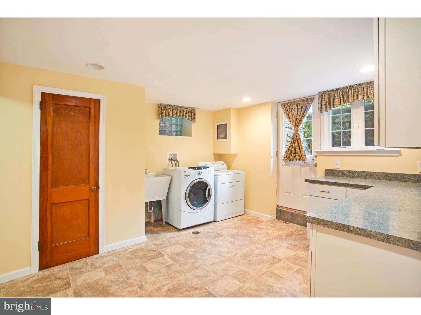 3934 Netherfield Road Philadelphia, PA 19129 - Photo 13 of 25 Gallery Image 13
