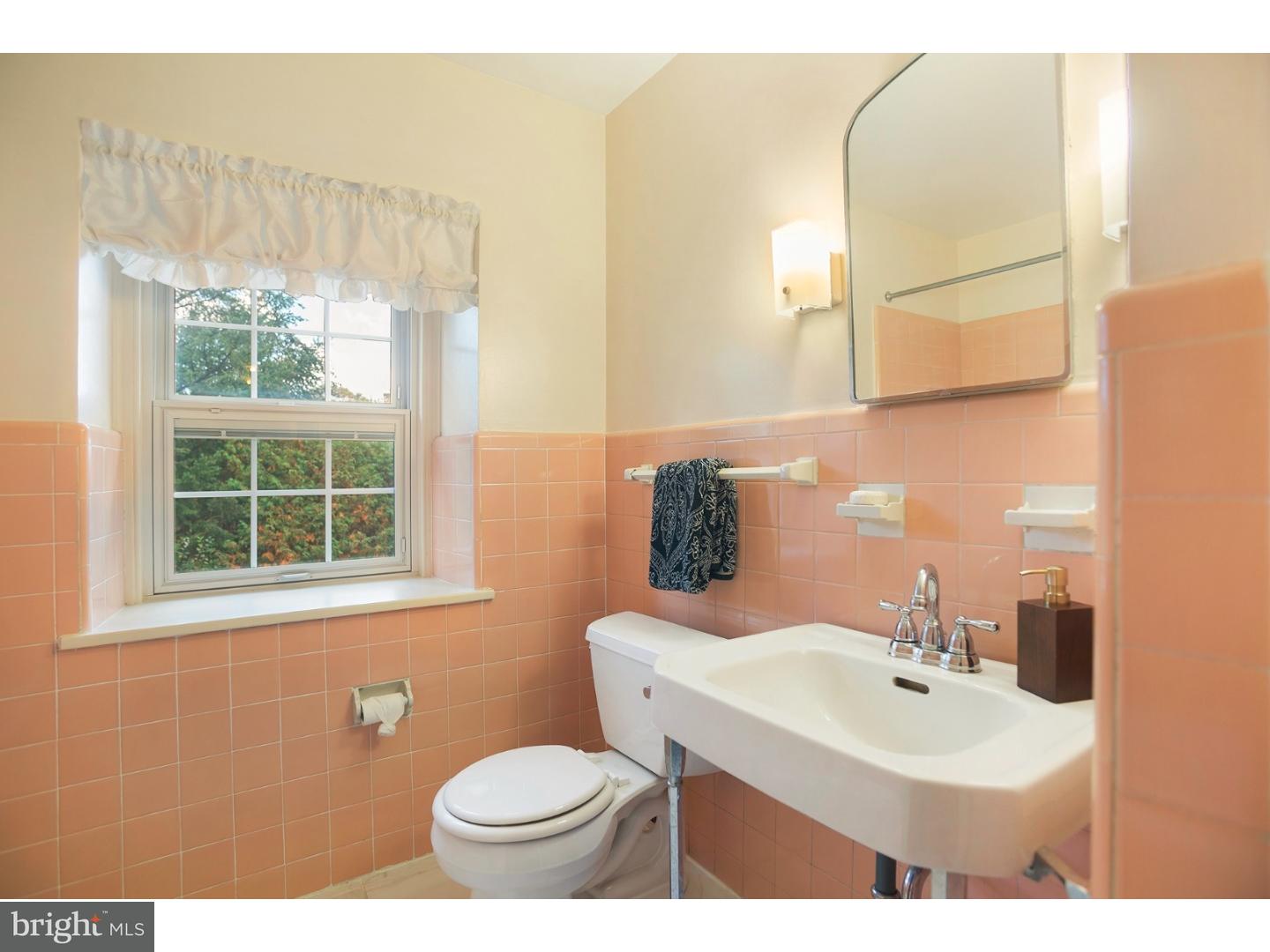 3934 Netherfield Road Philadelphia, PA 19129 - Photo 15 of 25 Gallery Image 15