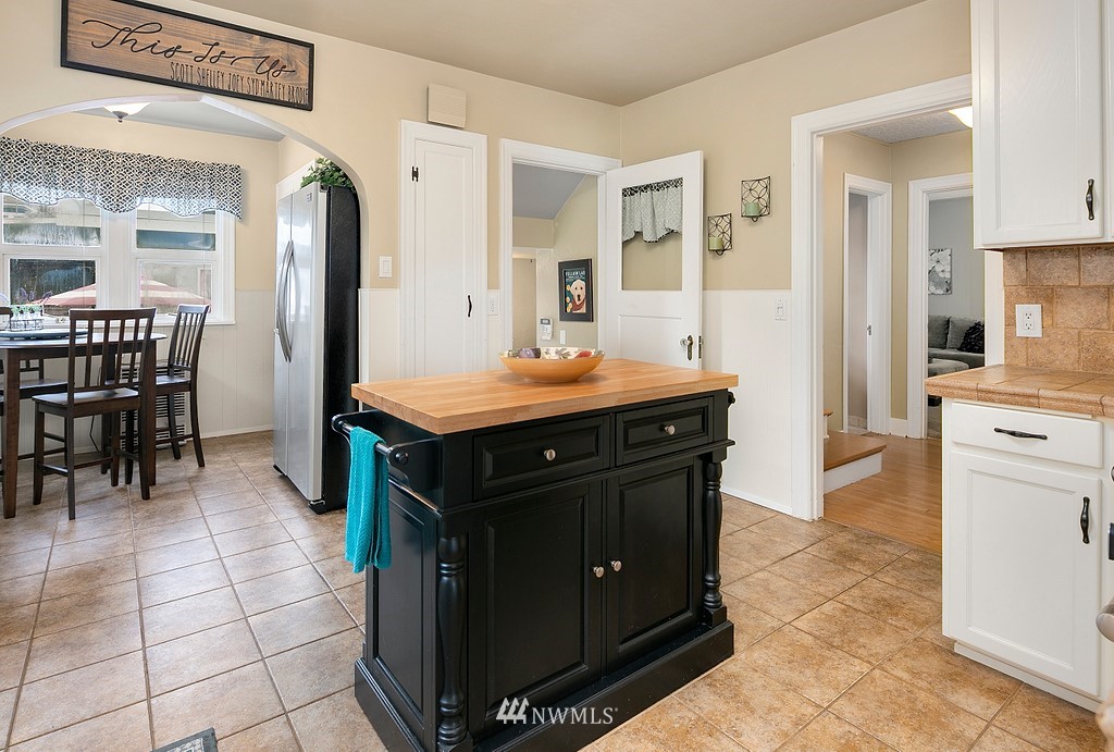 1321 Rucker Avenue Everett, WA 98201 - Photo 12 of 39