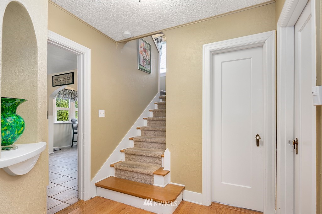 1321 Rucker Avenue Everett, WA 98201 - Photo 17 of 39