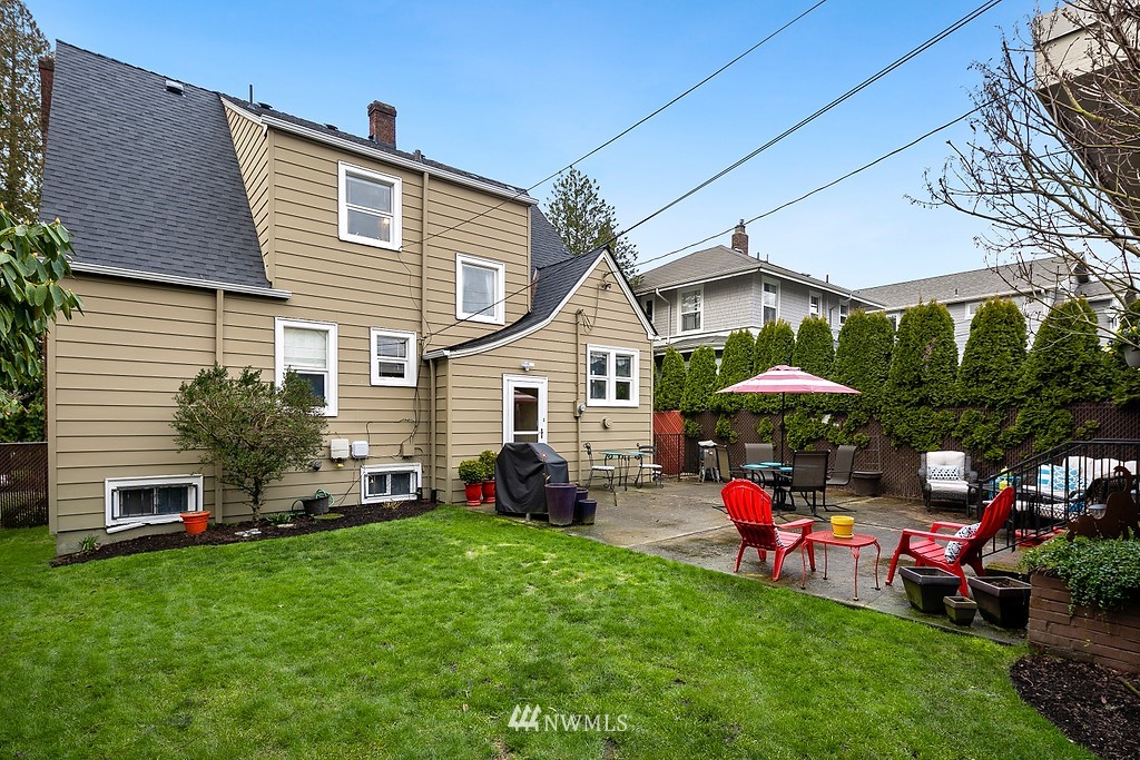 1321 Rucker Avenue Everett, WA 98201 - Photo 33 of 39
