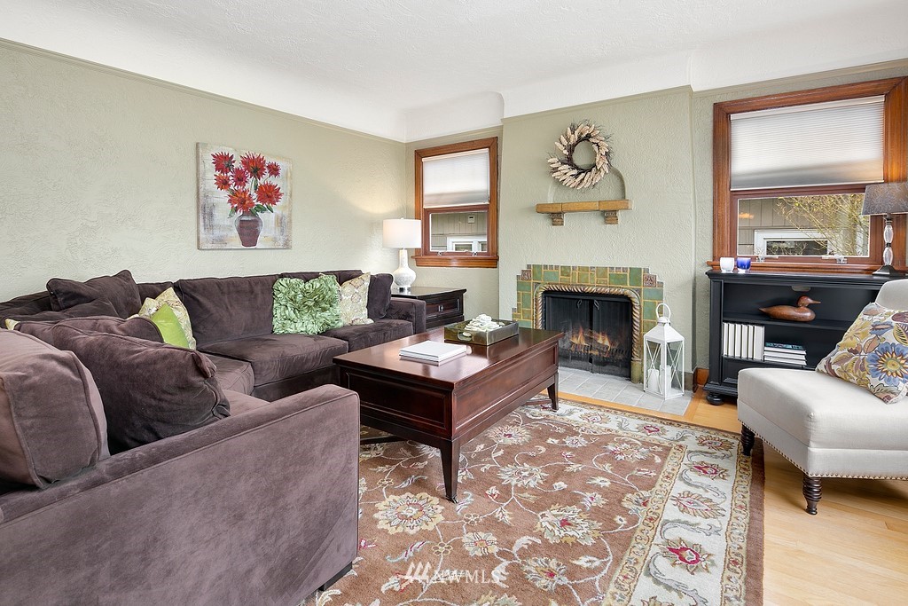 1321 Rucker Avenue Everett, WA 98201 - Photo 6 of 39