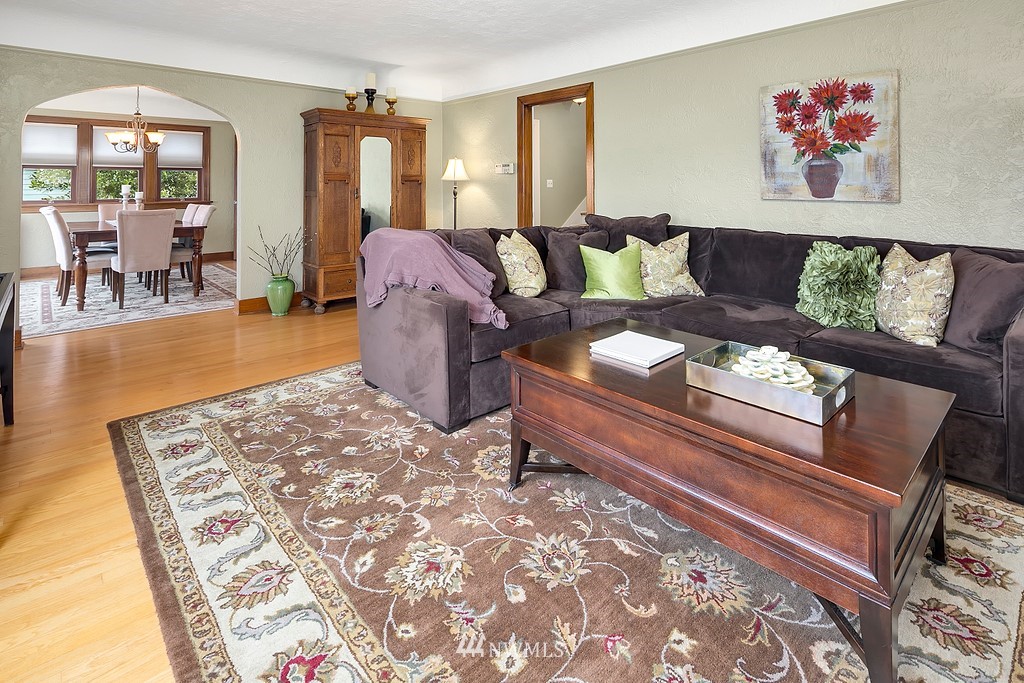 1321 Rucker Avenue Everett, WA 98201 - Photo 8 of 39