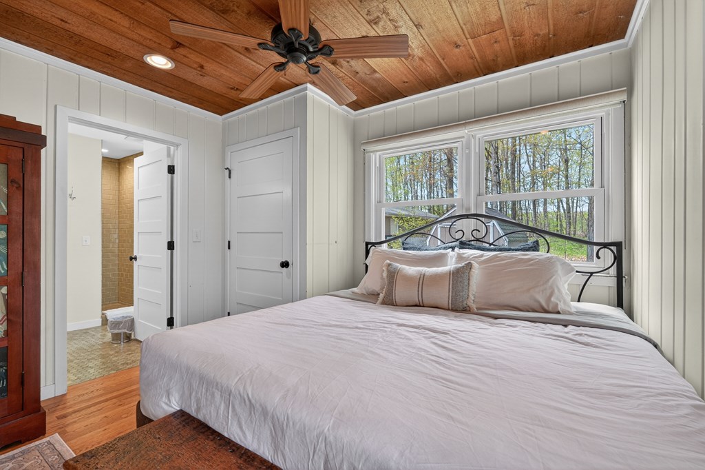 7669 West Kangaroo Lake Road Baileys Harbor, WI 54202 - Photo 22 of 39 Gallery Image 22