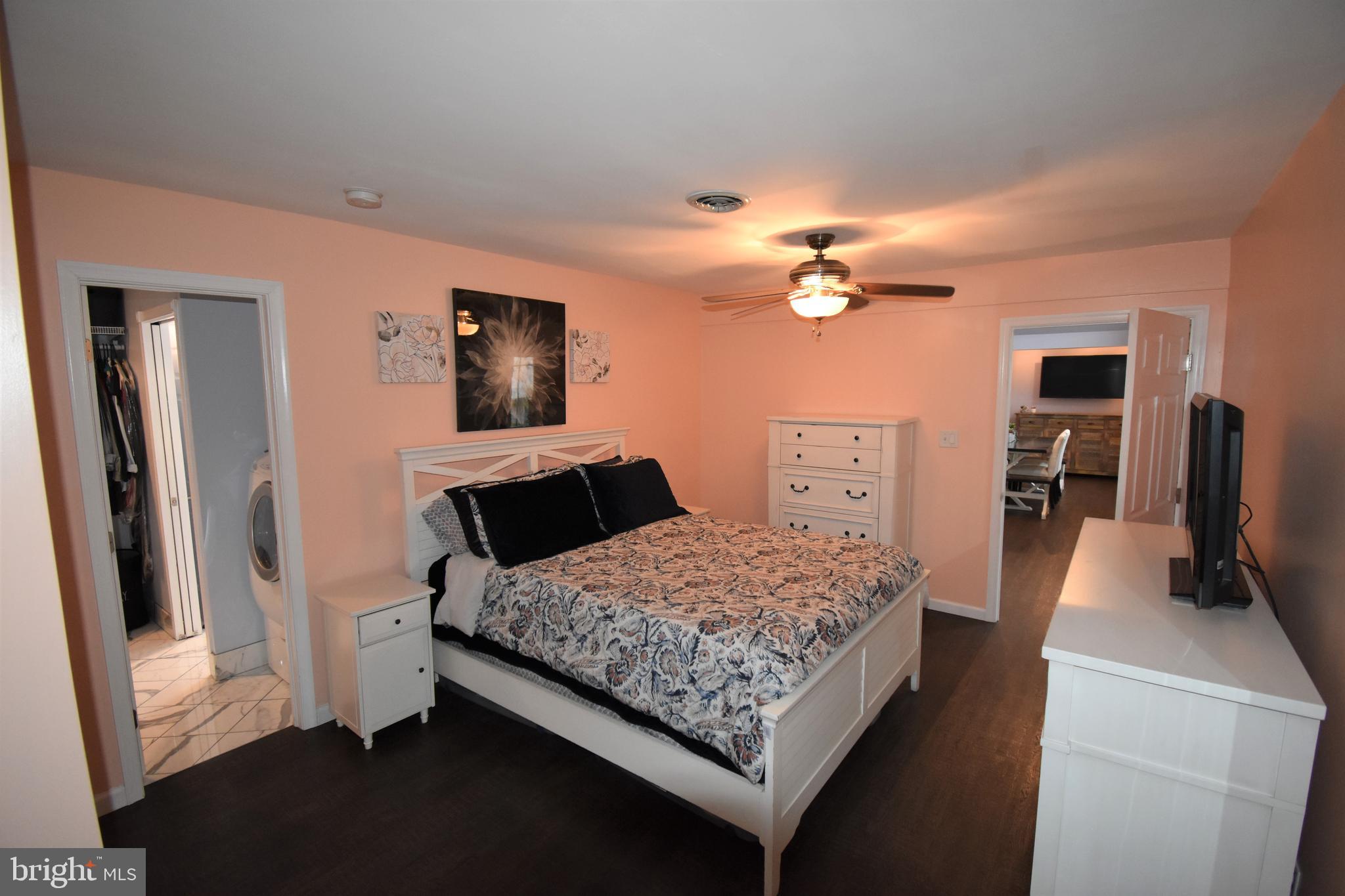 6 Cliff Road Levittown, PA 19057 - Photo 17 of 36