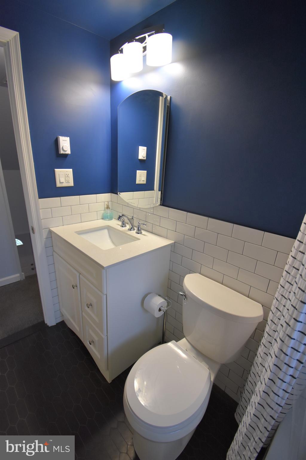 6 Cliff Road Levittown, PA 19057 - Photo 26 of 36