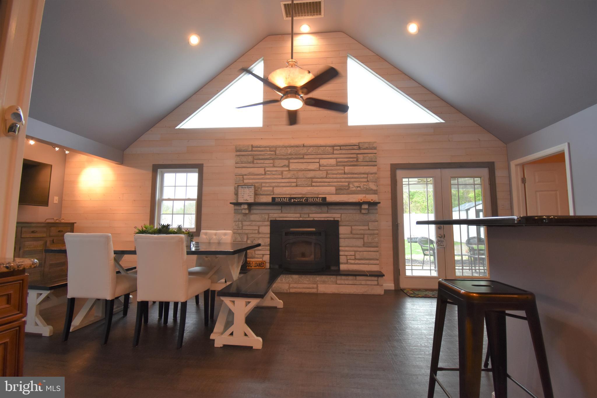 6 Cliff Road Levittown, PA 19057 - Photo 7 of 36