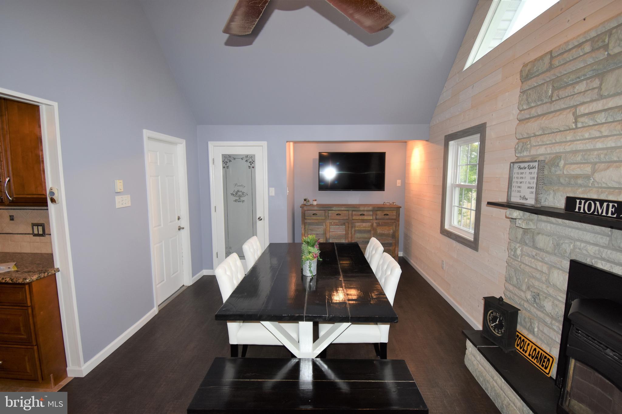 6 Cliff Road Levittown, PA 19057 - Photo 8 of 36