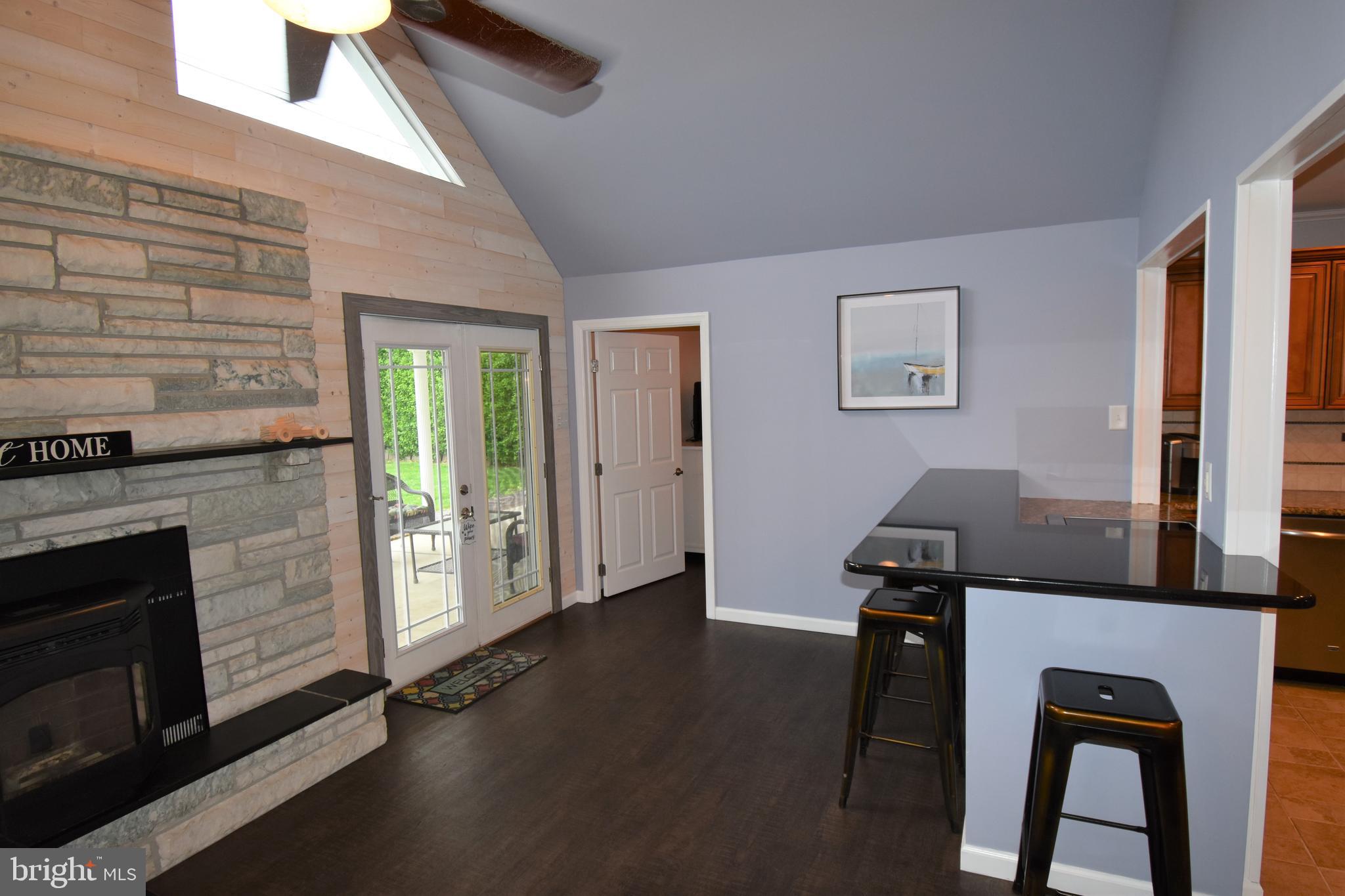 6 Cliff Road Levittown, PA 19057 - Photo 9 of 36