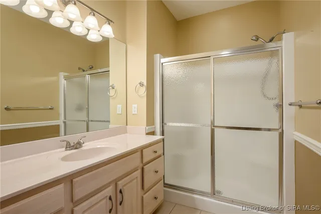 $259,900 | 2102 Pickwick Drive, New Albany, IN 47150