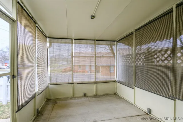 $259,900 | 2102 Pickwick Drive, New Albany, IN 47150