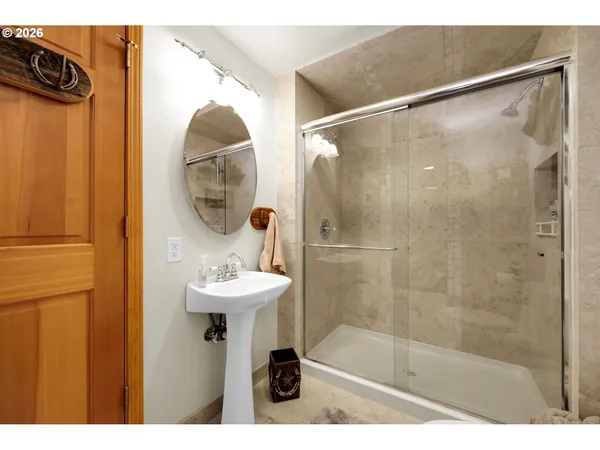 $1,099,000 | 37410 Hills Creek Road, Springfield, OR 97478