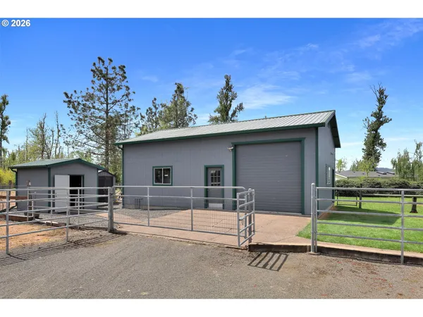 $1,099,000 | 37410 Hills Creek Road, Springfield, OR 97478