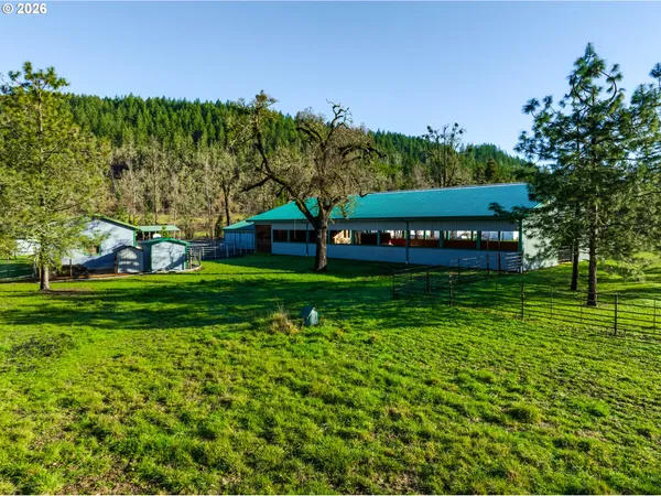 $1,099,000 | 37410 Hills Creek Road, Springfield, OR 97478