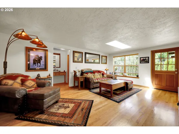 $1,099,000 | 37410 Hills Creek Road, Springfield, OR 97478