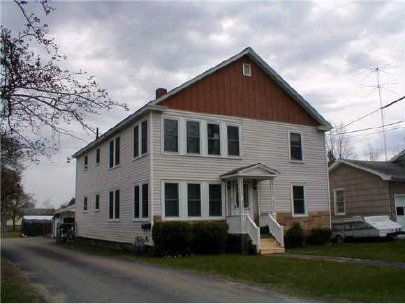 58 Washington Street Rochester, NH 03867 - Photo 1 of 9