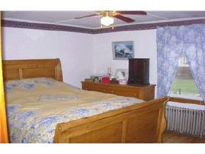 58 Washington Street Rochester, NH 03867 - Photo 4 of 9