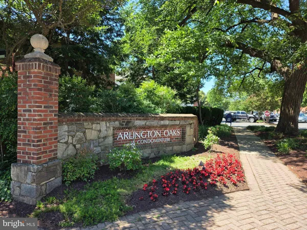 $219,000 | 4309 2nd Road North, Unit 43091, Arlington, VA 22203
