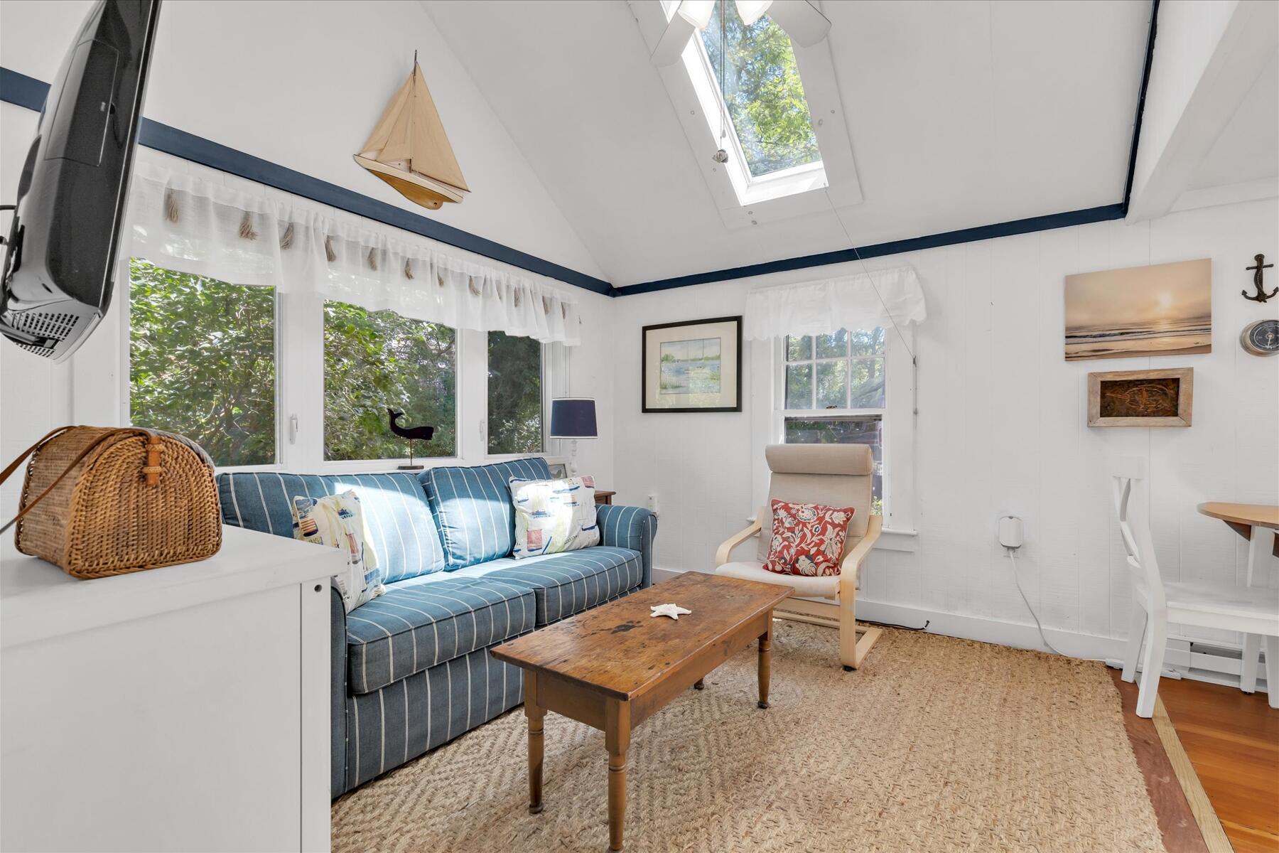 215 Pilgrim Spring Road, Unit 6 Wellfleet, MA 02667 - Photo 17 of 31 20-MG_7656