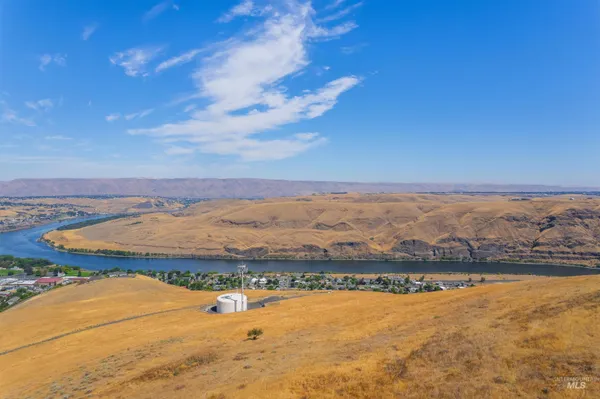 $750,000 | 791 Swantz Drive, Asotin, WA 99402