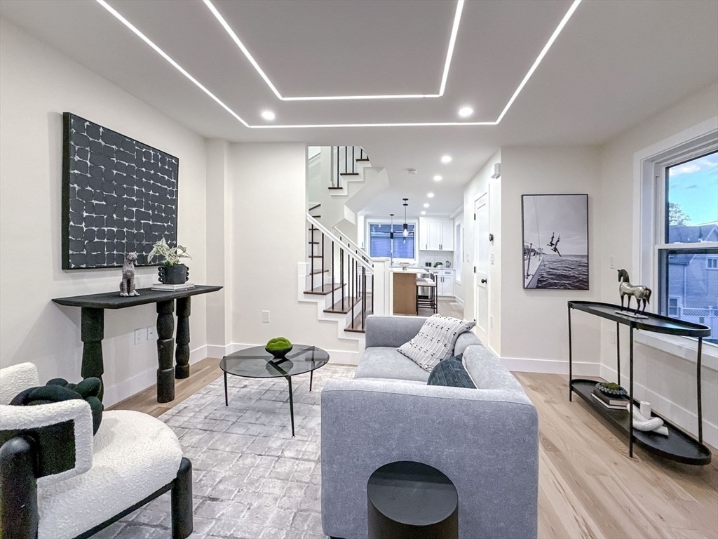 469 Washington Avenue, Unit B Chelsea, MA 02150 - Photo 2 of 15