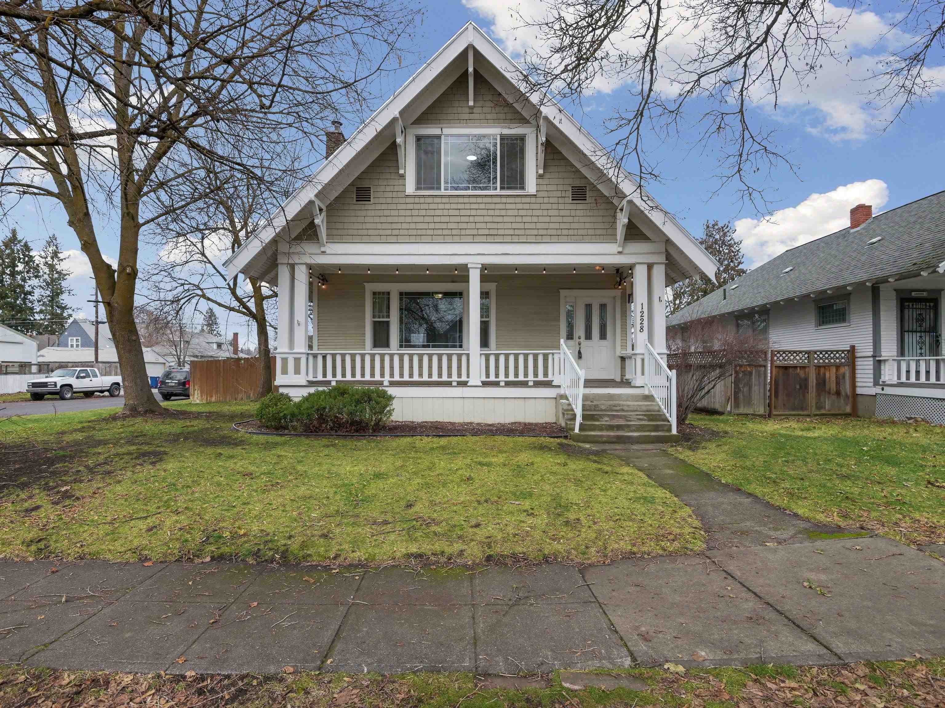 1228 West Chelan Avenue Spokane, WA 99205 - Photo 1 of 30