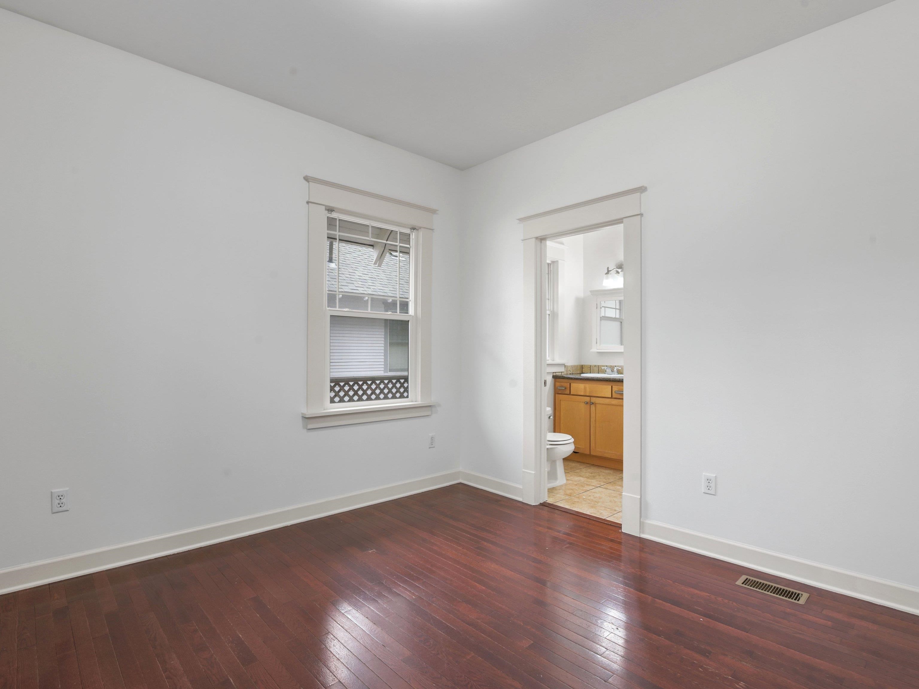 1228 West Chelan Avenue Spokane, WA 99205 - Photo 14 of 30