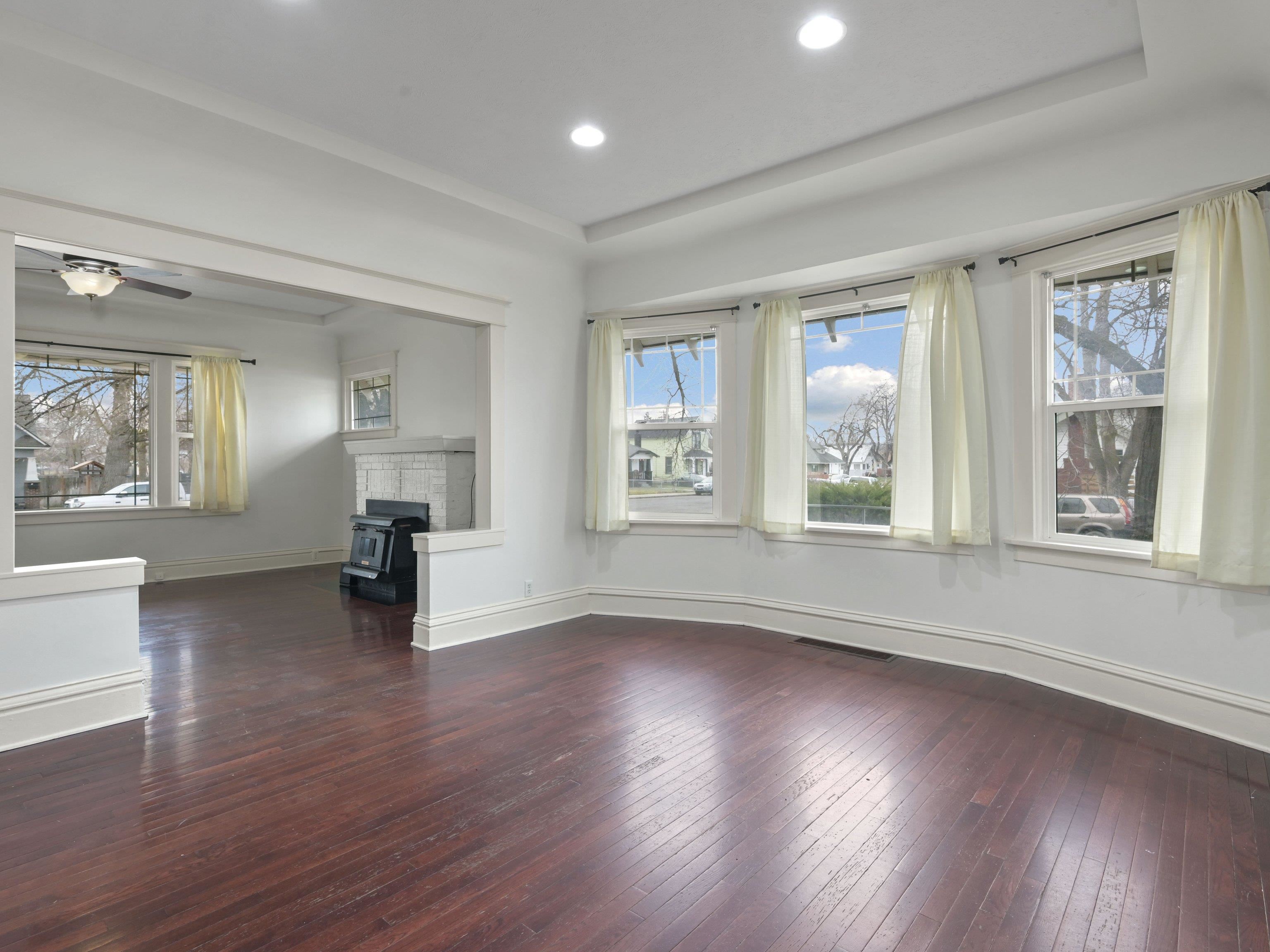 1228 West Chelan Avenue Spokane, WA 99205 - Photo 6 of 30